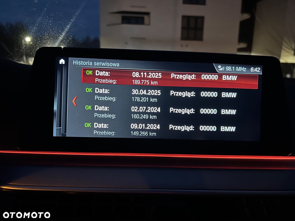 BMW Seria 5 520d xDrive - 25