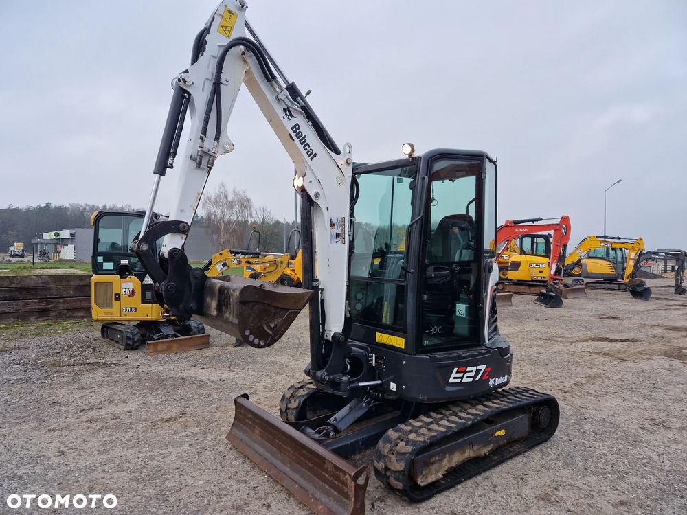 Takeuchi TB 230  ,JCB 8026cts , Yanmar vio 27 sv 26 , Bobcat E 27z, - 30