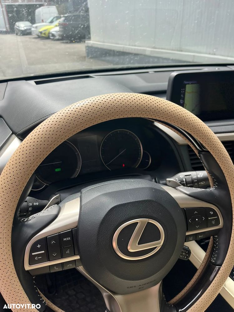 Lexus Seria RX - 4