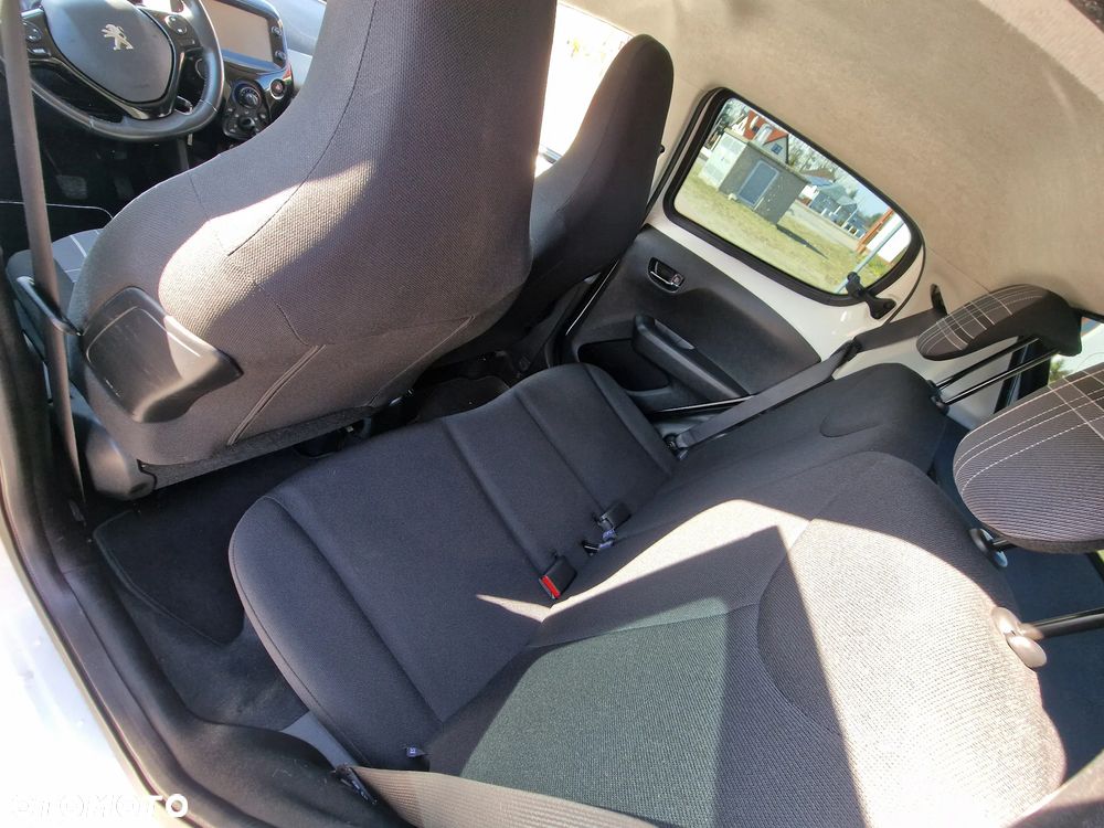 Peugeot 108 - 12