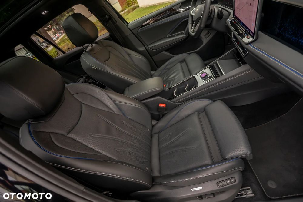 Volkswagen Tiguan 2.0 TDI SCR 4MOTION DSG R-Line - 20