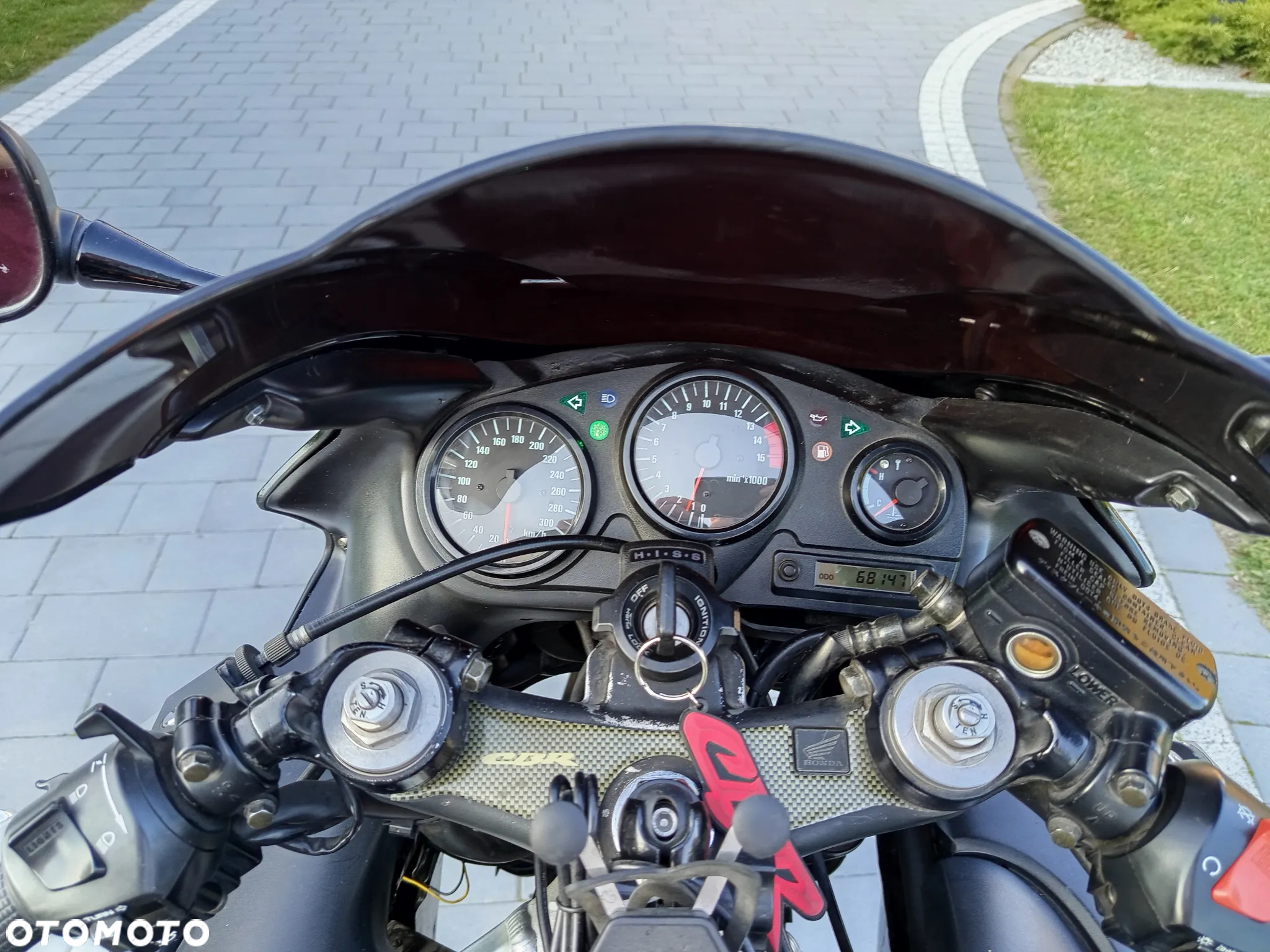 Honda CBR - 8
