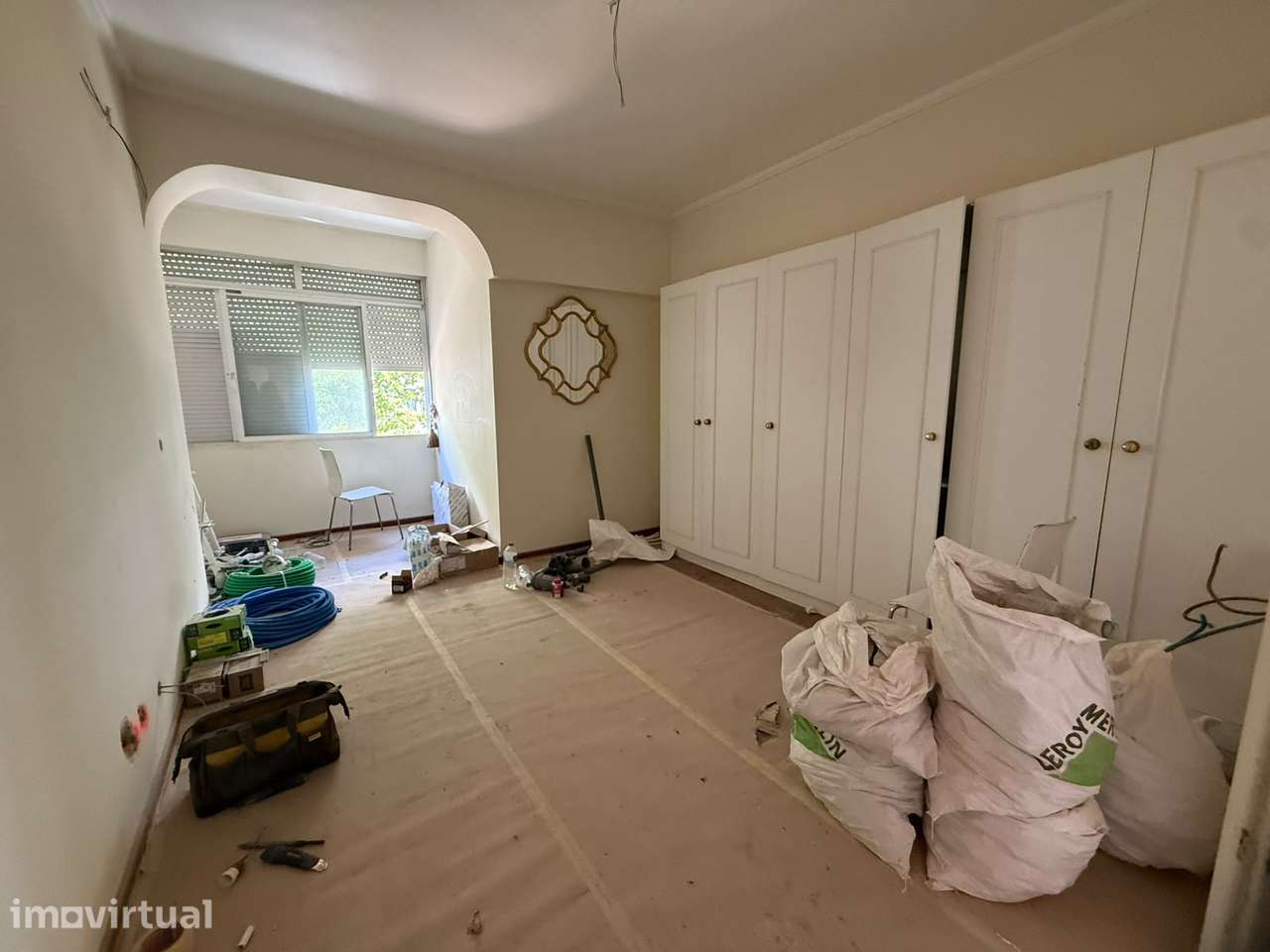 Apartamento T4 Totalmente Remodelado - Bairro Augusto de Castro - Oeir - Grande imagem: 4/27