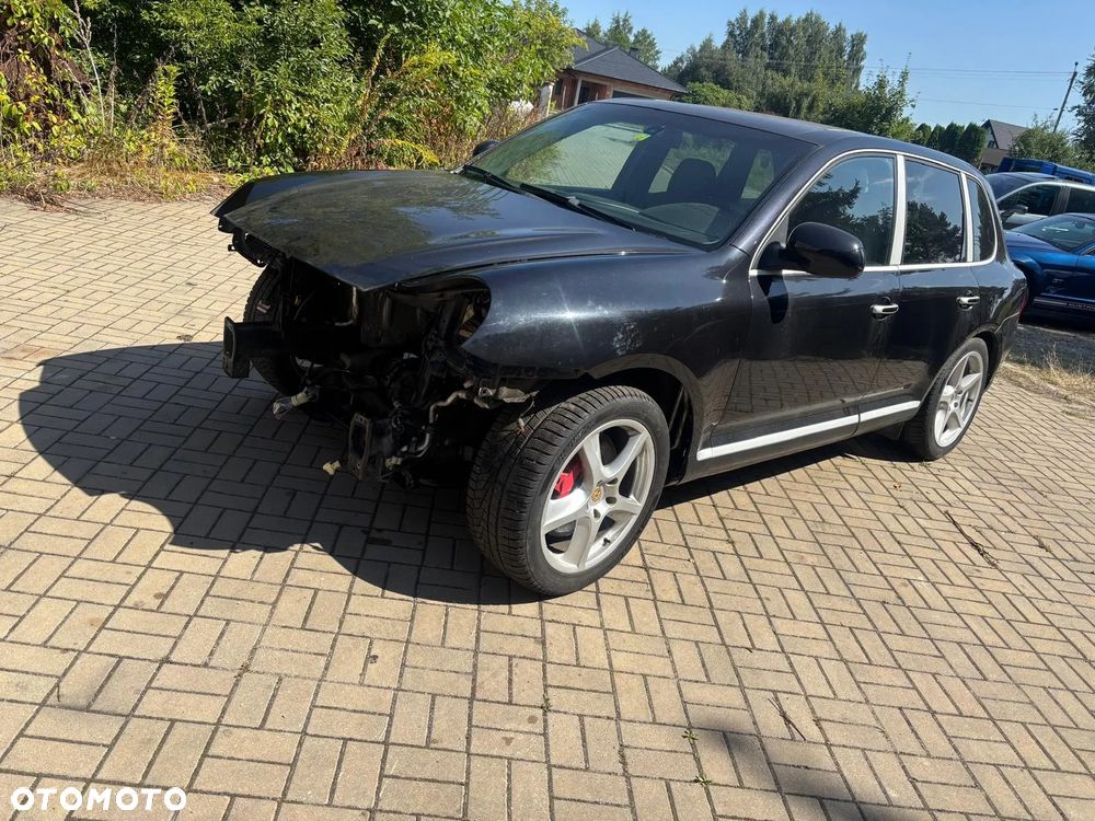 Porsche Cayenne - 3