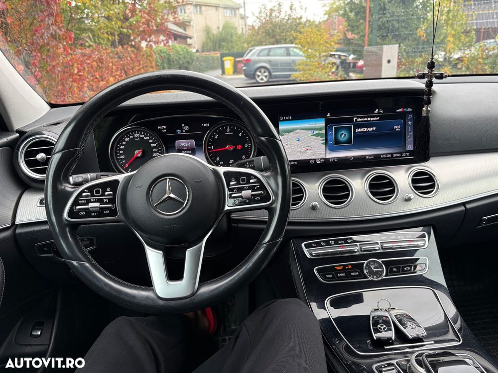 Mercedes-Benz E 220 d T-Modell Aut - 9