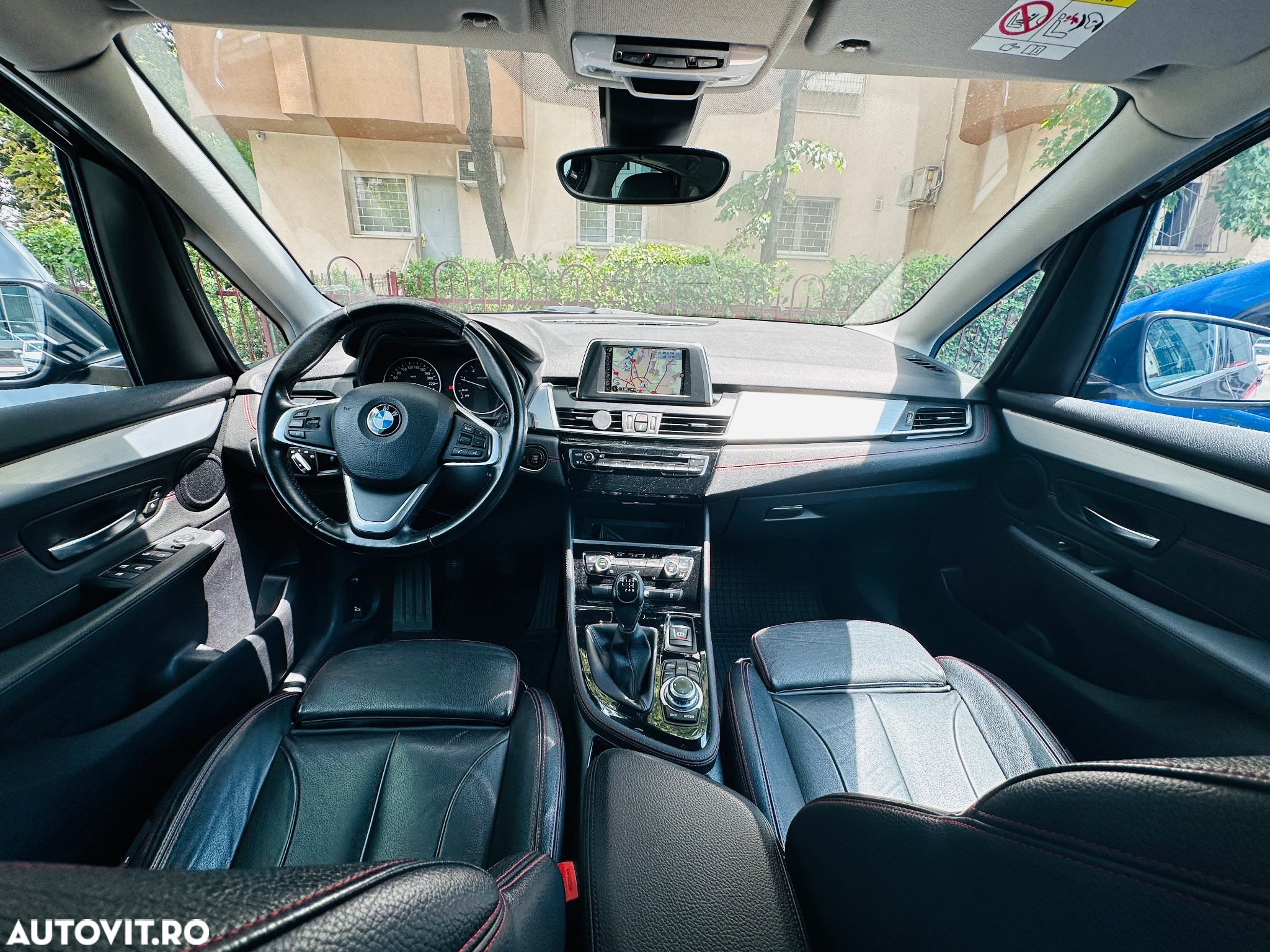 BMW Seria 2 218d Sport Line - 12
