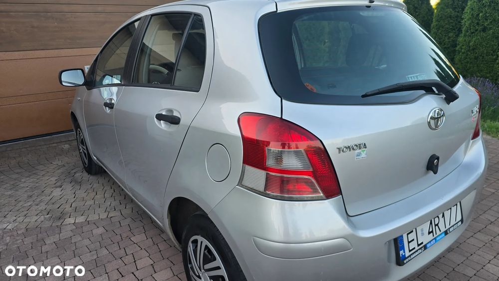 Toyota Yaris 1.0 Luna Start - 7