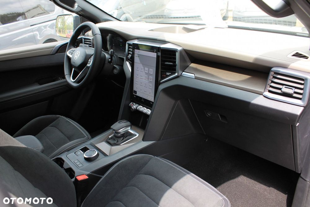 Volkswagen Amarok - 18