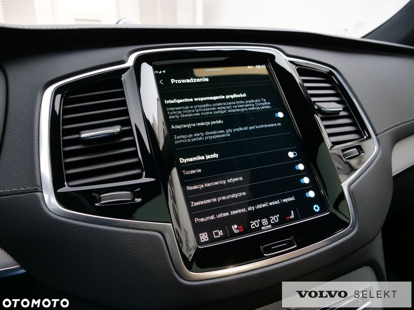 Volvo XC 90 - 32