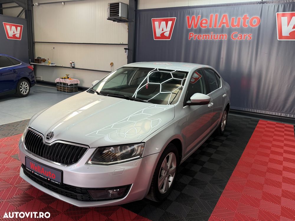 Skoda Octavia 2.0 TDI DSG Ambition - 8