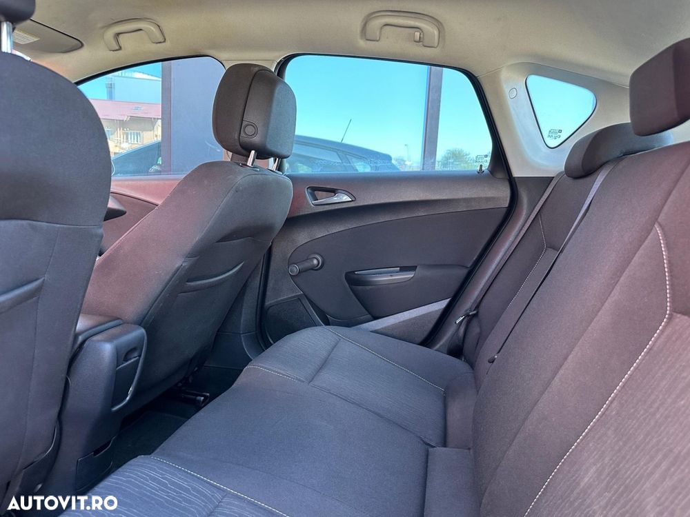 OPEL Astra 2012 — imagine 15