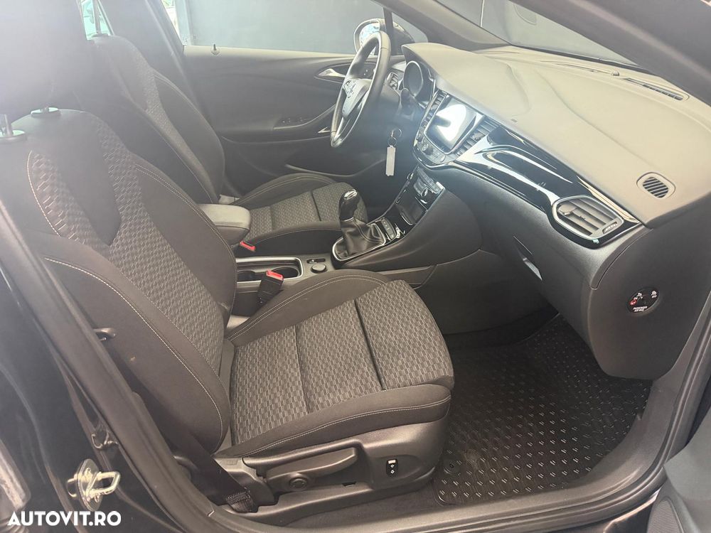 Opel Astra 1.6 D Start/Stop Dynamic - 12