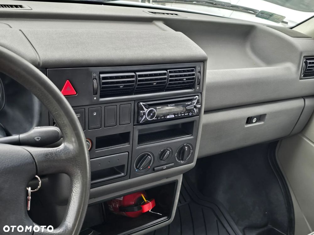 Volkswagen Transporter T4 - 34