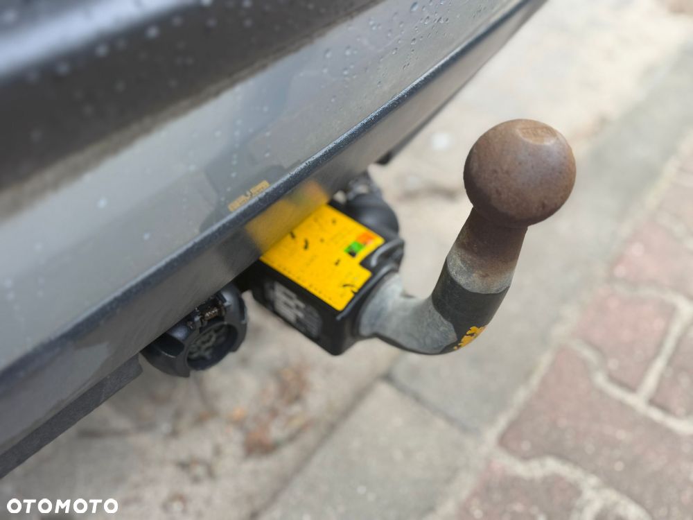 Volvo V70 2.4 T - 11