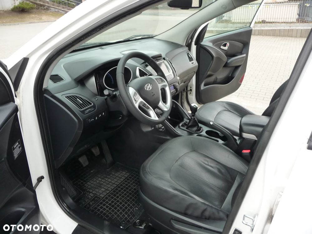 Hyundai ix35 1.7 CRDi Premium 2WD - 8
