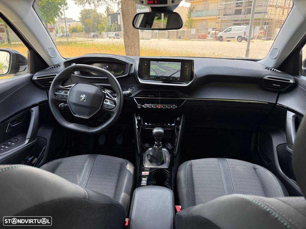 Peugeot 2008 1.2 PureTech Allure Pack - 8
