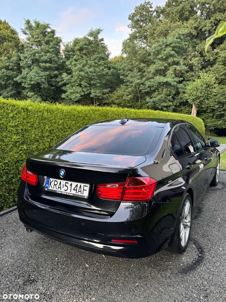 BMW Seria 3 320d xDrive - 7