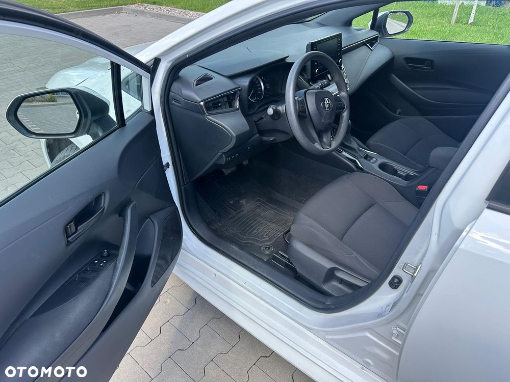 Toyota Corolla - 5