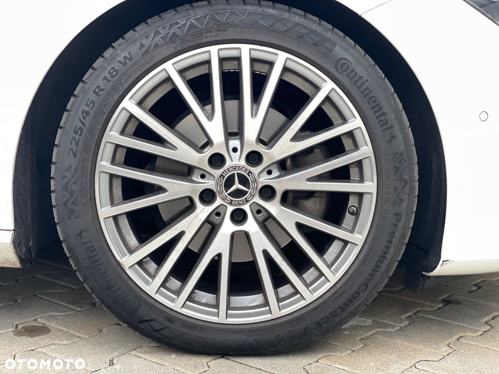 Mercedes-Benz CLA 200 d Shooting Brake 8G-DCT Edition Progressive Line - 31