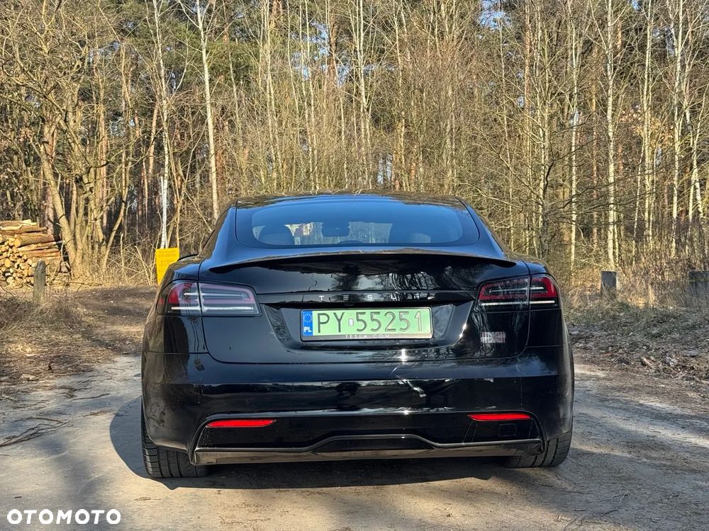 Tesla Model S Plaid - 6