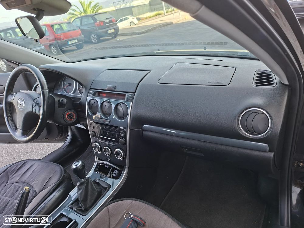 Mazda 6 MZR-CD 2.0 Sport - 4