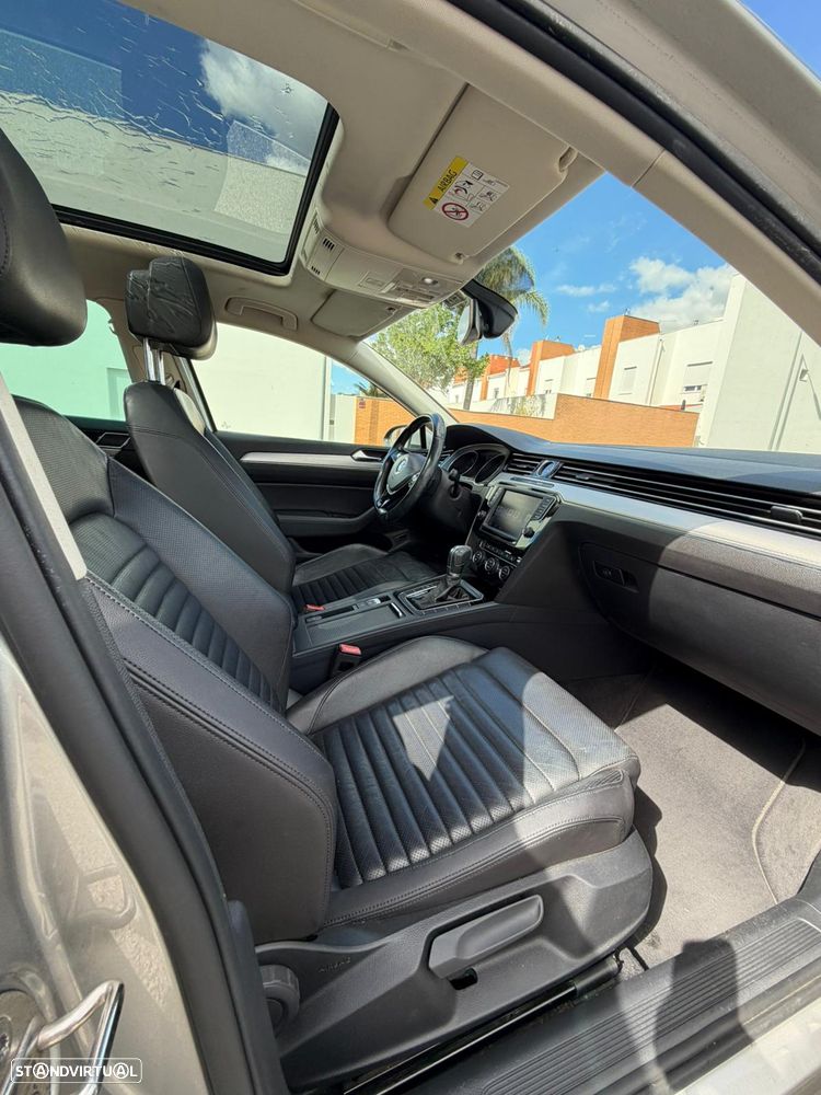 VW Passat Variant 2.0 TDI Confortline DSG - 27