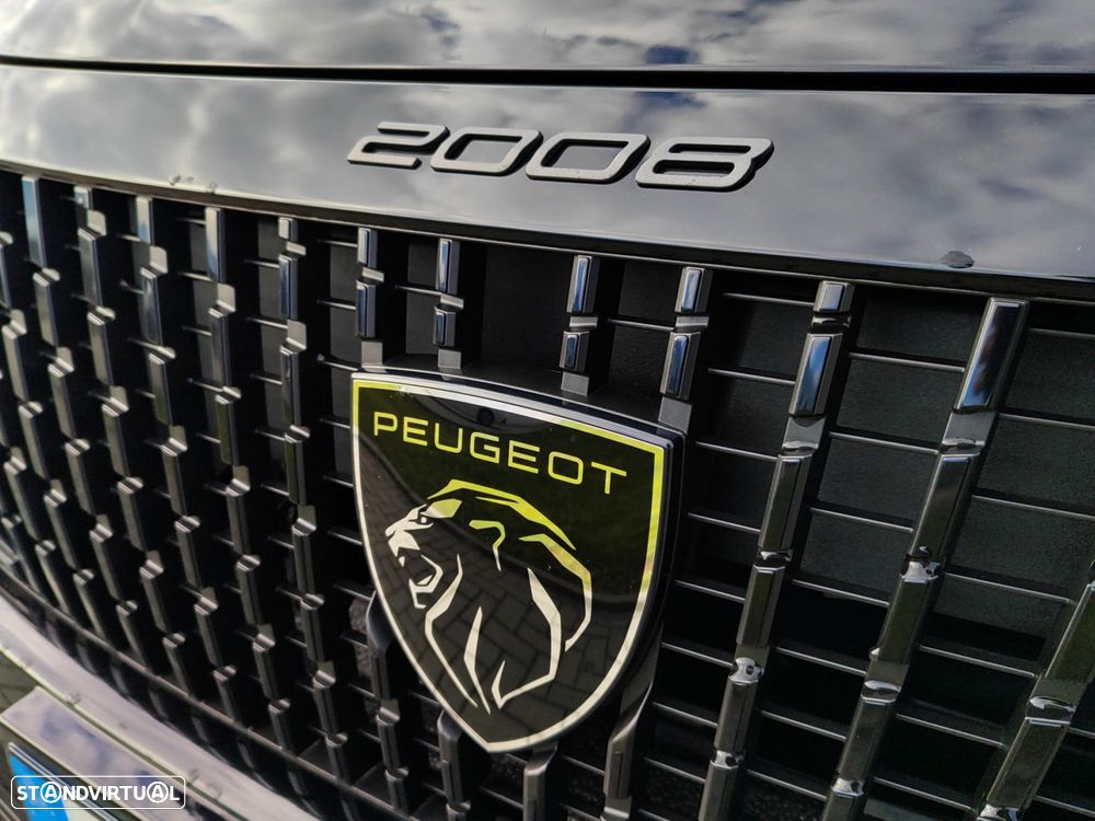 Peugeot 2008 1.2 Hybrid Allure e-DCS6 - 12