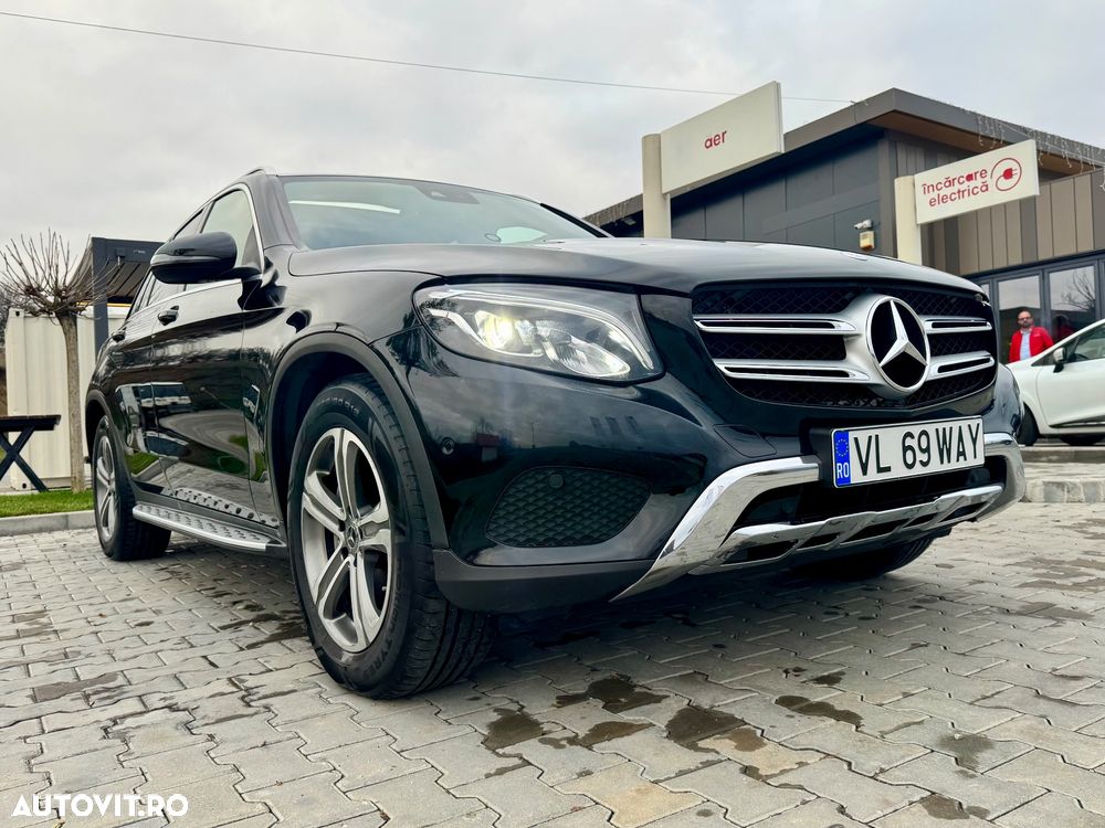 Mercedes-Benz GLC - 24