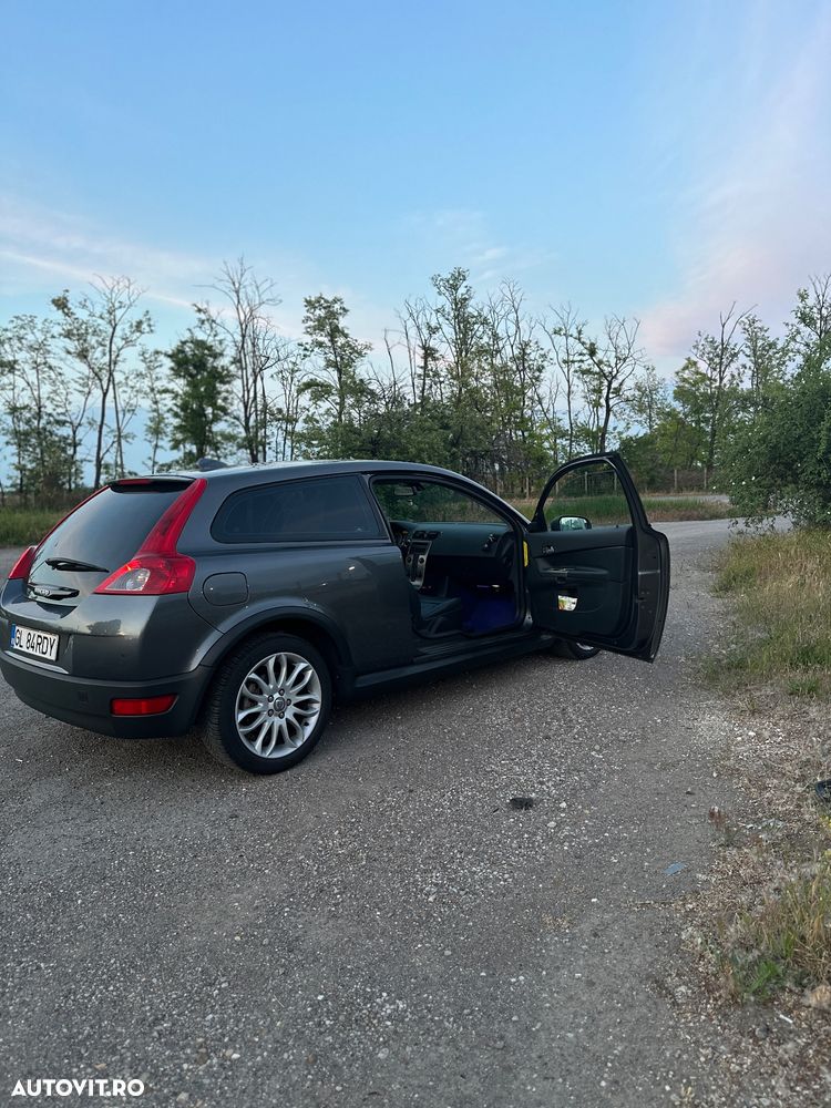 Volvo C30 1.6D Momentum - 6