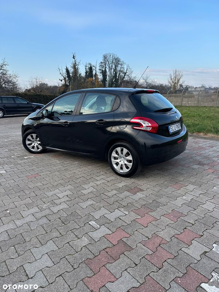 Peugeot 208 1.4 VTi Allure - 4