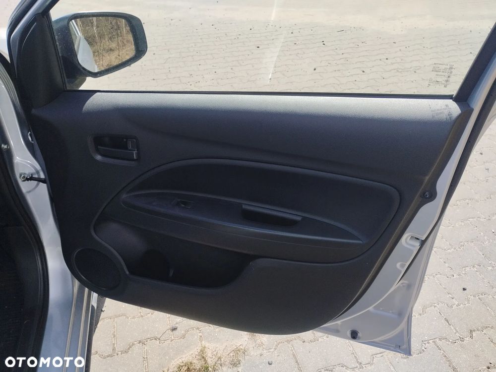 Mitsubishi Space Star 1.0 Plus - 17