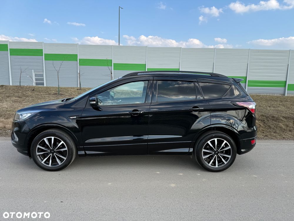 Ford Kuga 1.5 EcoBoost 2x4 ST-Line - 3