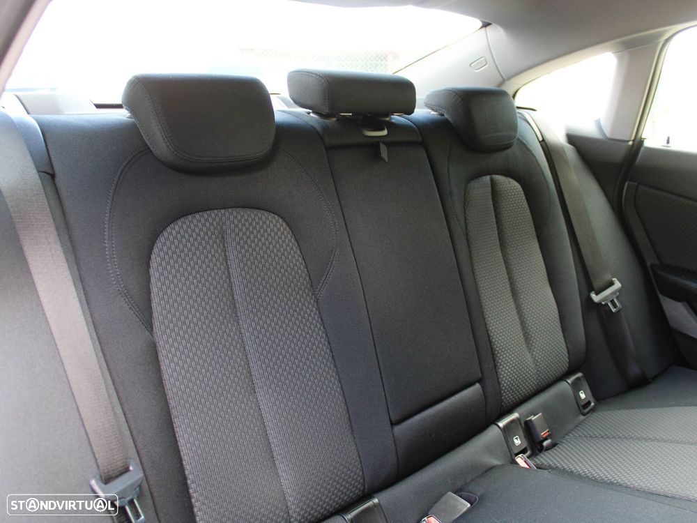 BMW 216 Gran Coupé d Advantage - 58