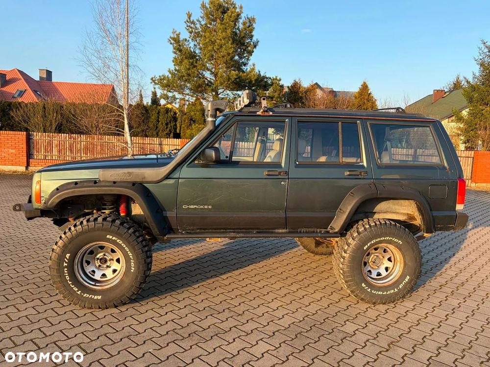 Jeep Cherokee 4.0 - 3