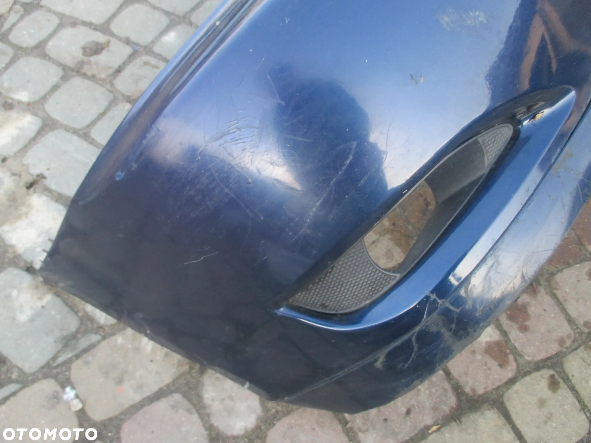 Zderzak COROLLA E12 8P4 - 3