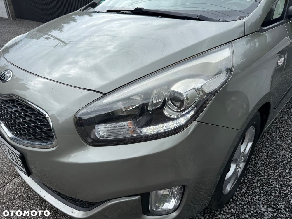 Kia Carens 1.6 GDI Dream-Team Edition - 9