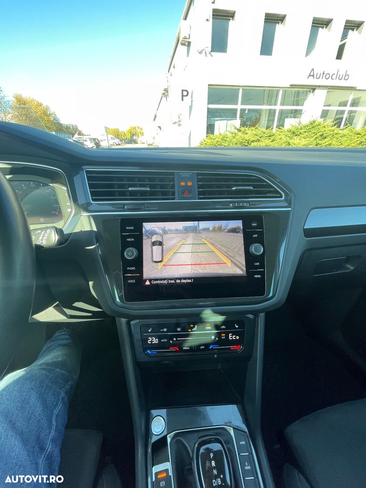 Volkswagen Tiguan - 26