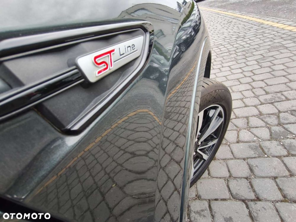 Ford Kuga - 22