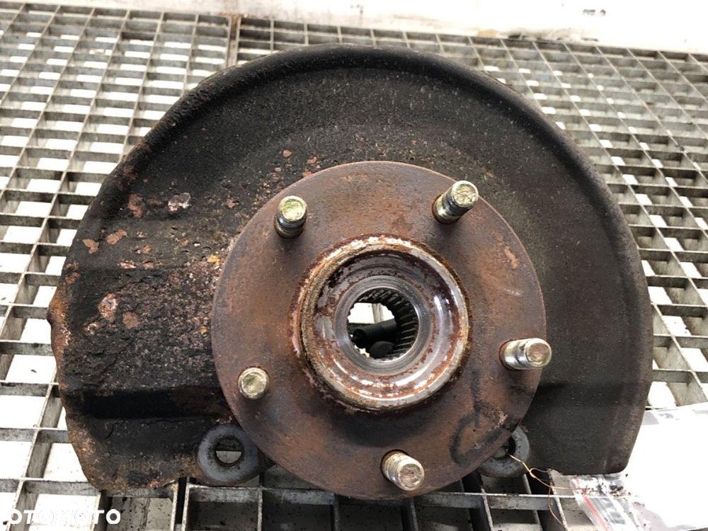 ZWROTNICA PRAWY PRZÓD  MITSUBISHI LANCER VIII (CY_A, CZ_A) 2007 - 2022 1.8 DI-D (CY9A) 110 kW [150 - 1