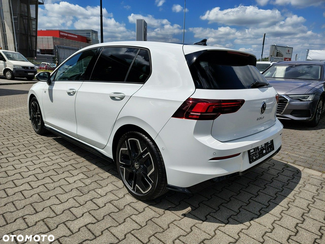 Volkswagen Golf - 5