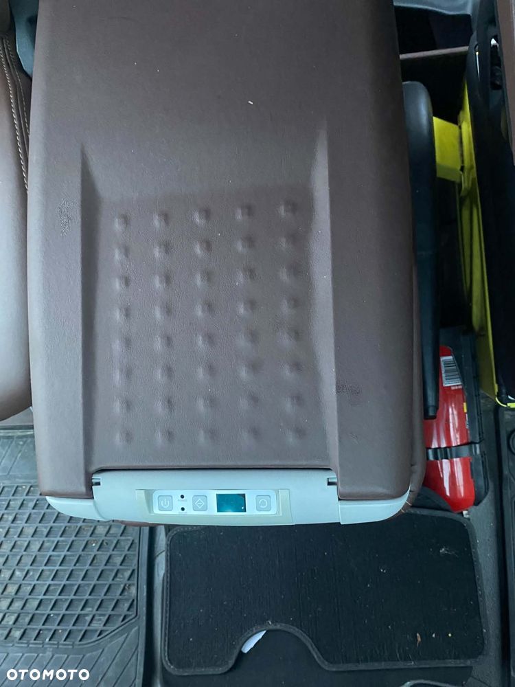 Mercedes-Benz Sprinter - 8