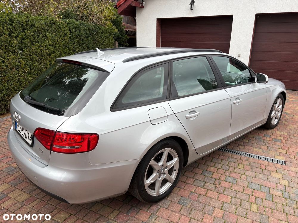 Audi A4 Avant - 5