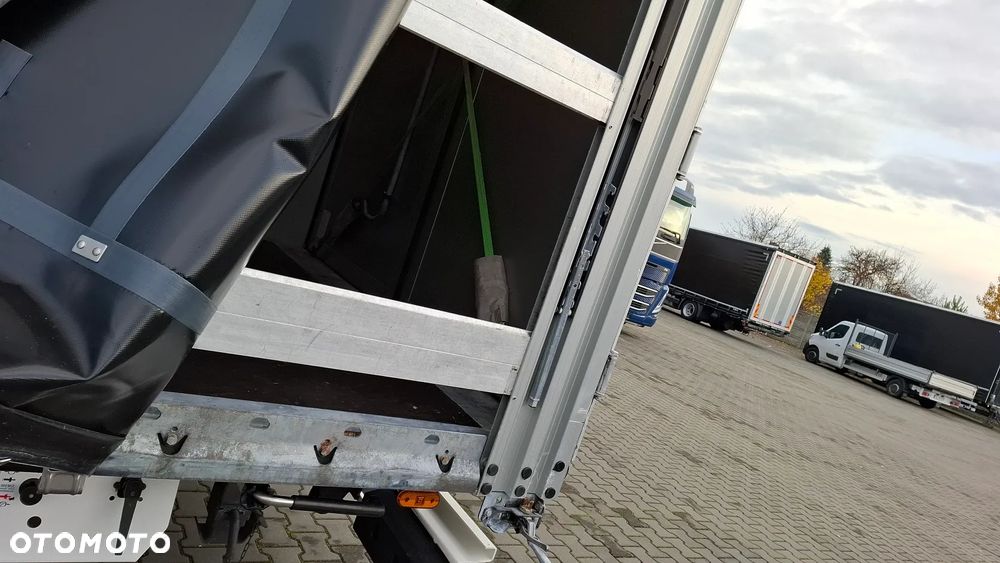 Gniotpol G4080 / Tandem 7,70m / Dmc 11000 kg / Przejazdowa / Podnoszony dach / - 35