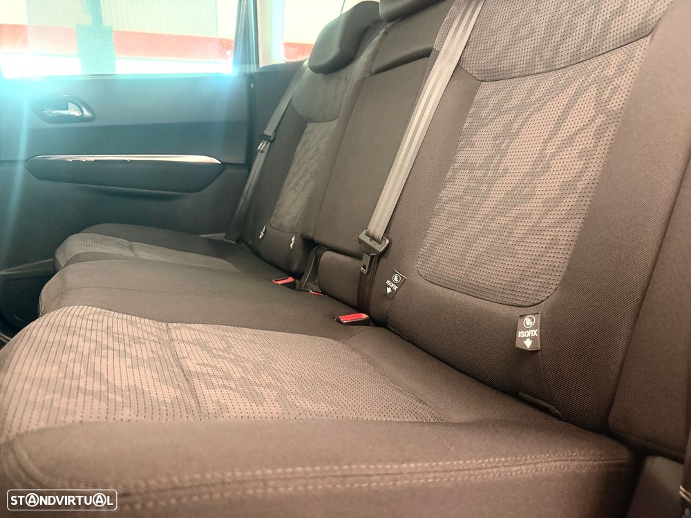 Peugeot 3008 1.6 HDi Executive - 7