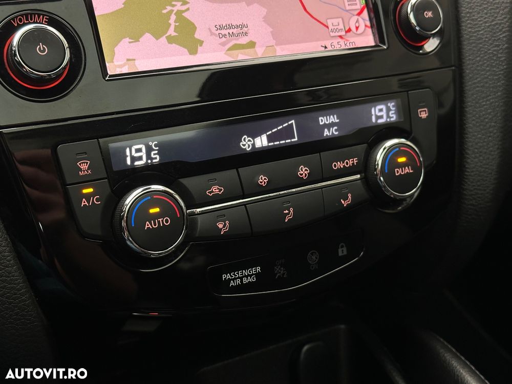 Nissan Qashqai 1.5 DCI N-CONNECTA - 13