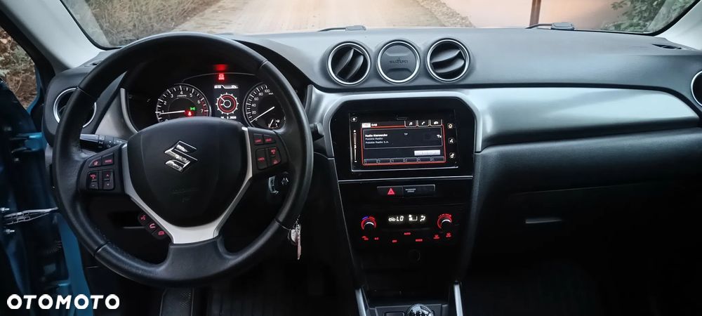 Suzuki Vitara 1.0 Boosterjet Premium 2WD - 13