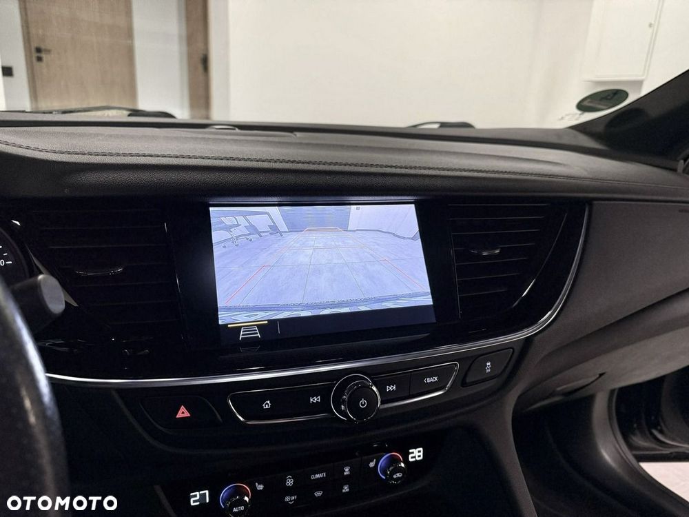 Opel Insignia - 13