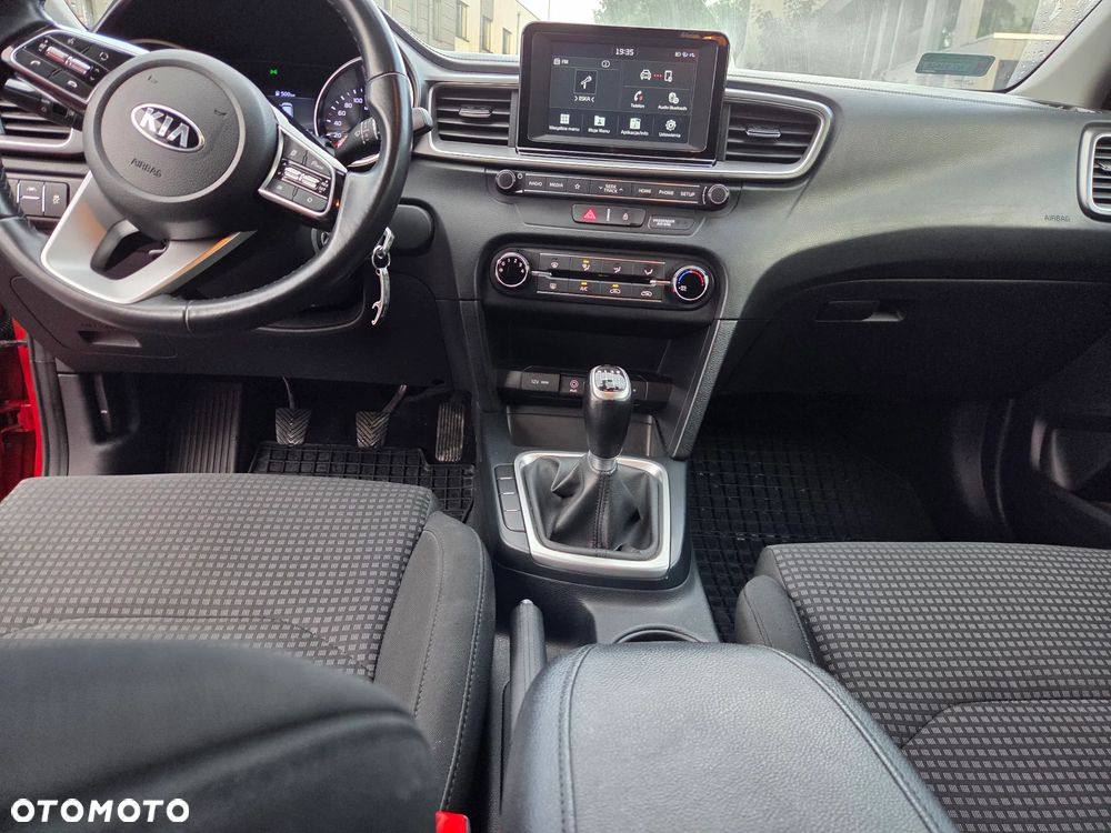 Kia Ceed 1.4 M - 14