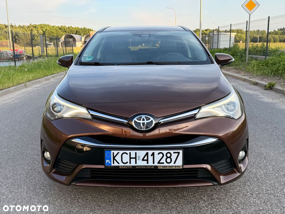 Toyota Avensis Touring Sports 1.8 Edition S+ - 14