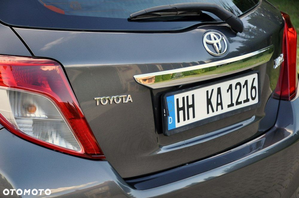 Toyota Yaris - 16